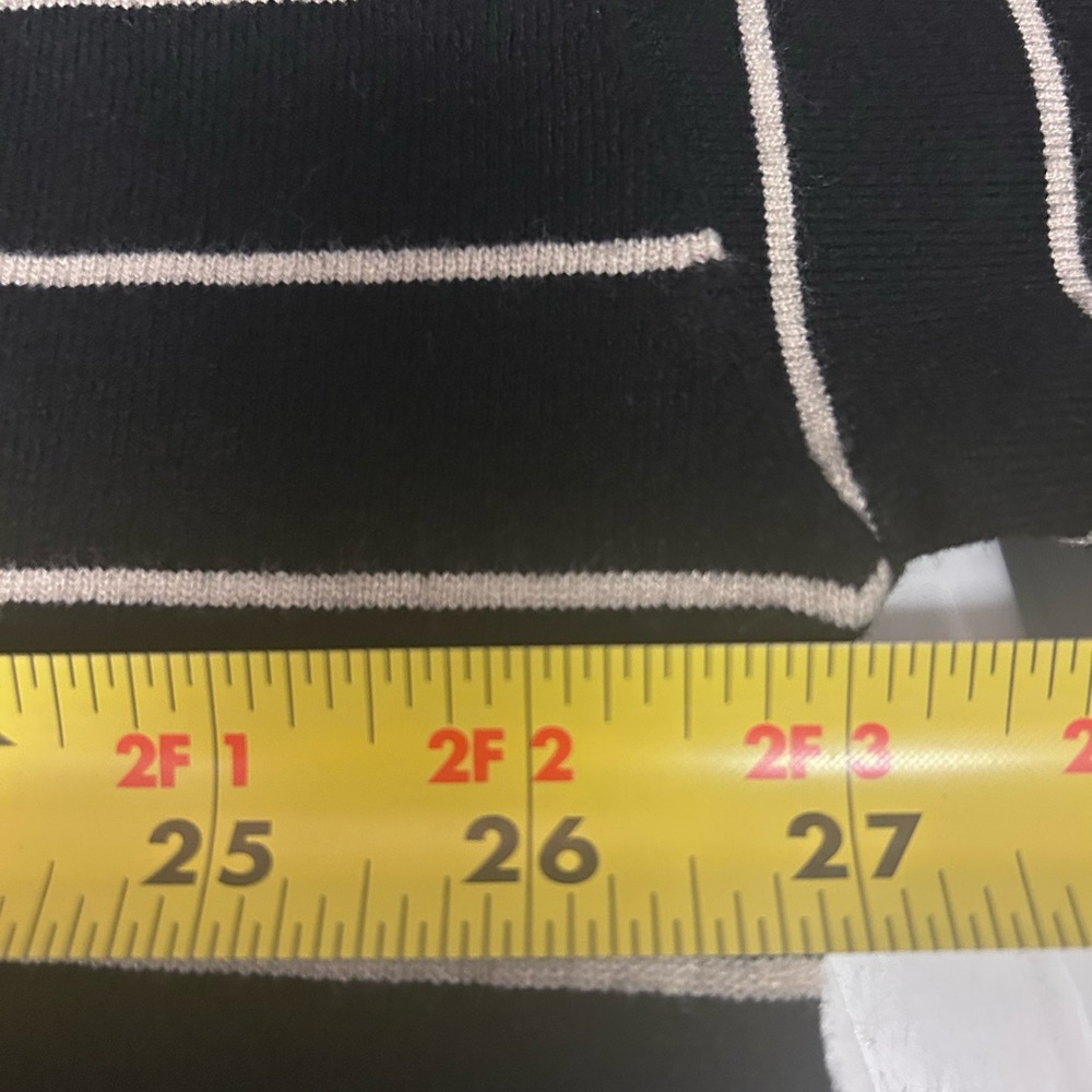 🖤🤍”Max Studio” NWT Black/White Striped Pullover Sweater w/ Wide Sleeves Size XL🖤 - Picture 8 of 11